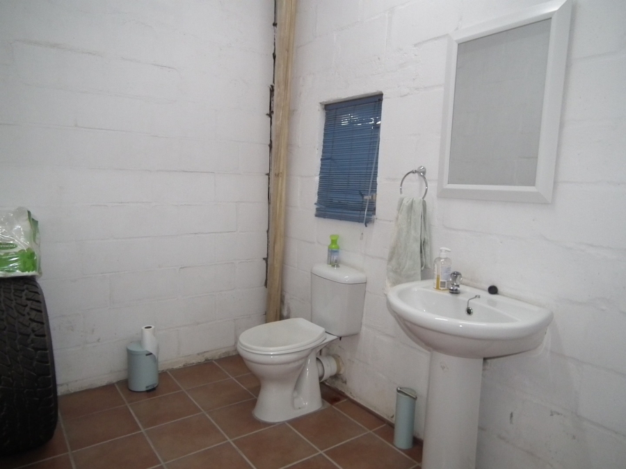 To Let commercial Property for Rent in Dal Josafat Western Cape